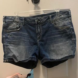 Silver Jeans Co Elyse Short